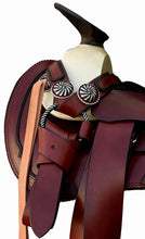 Montura de cantinas de huaje con cordón de piel